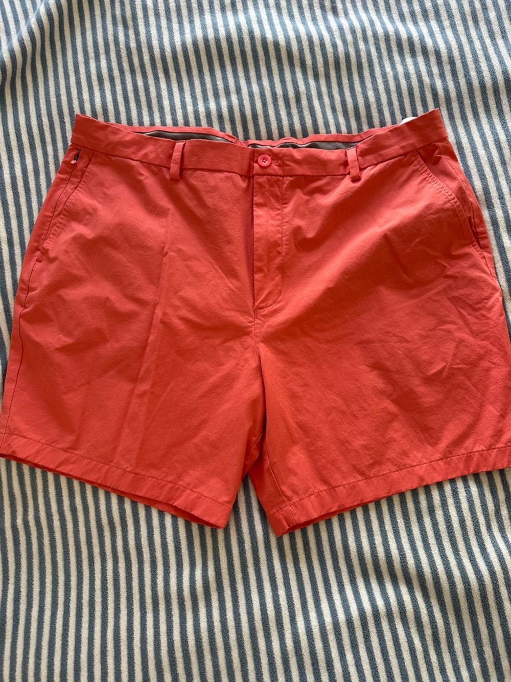 Men’s Vineyard Vines On-The-Go Performance Shorts